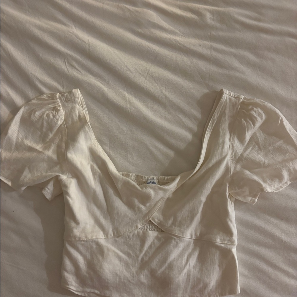 Elegant Cream Puff Sleeve Top